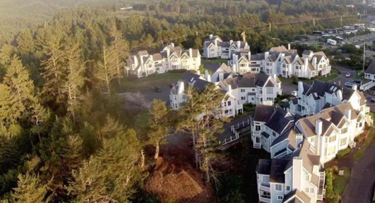 Schooner Landing Resort Newport